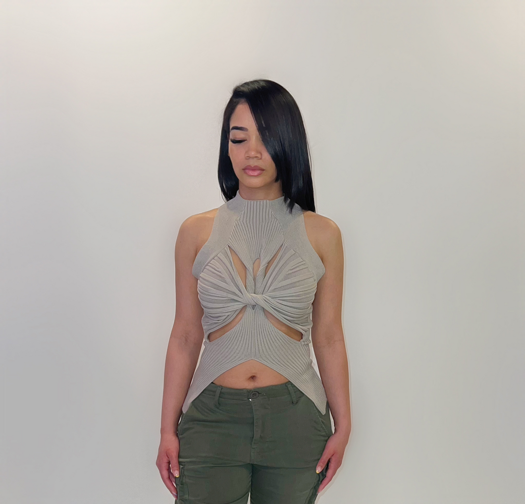 GRAY KNITTED CUT OUT TOP